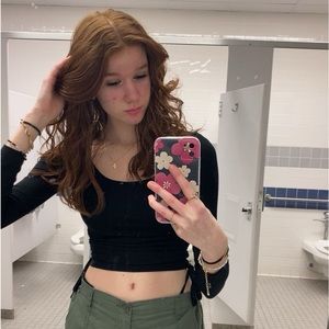 Meet your Posher, Adriana